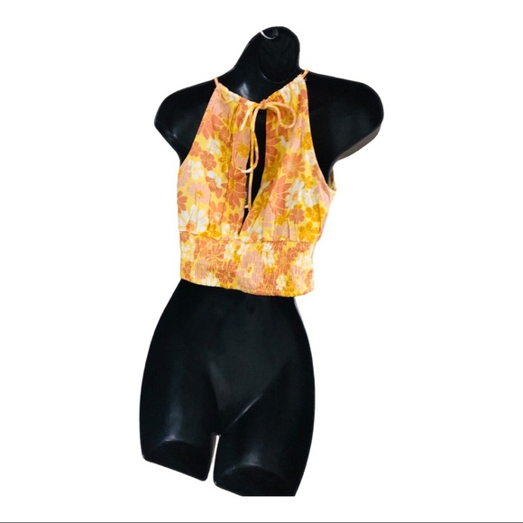 Orange multicolor shirred cutout bust tiered hem cropped halter top size XS new - Picture 4 of 12